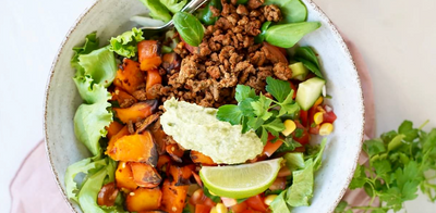 Taco bowl med krydret oksekød
